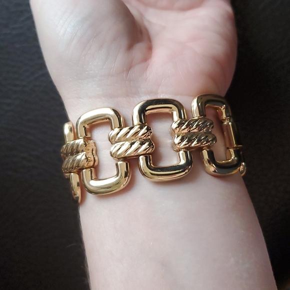 Bracelet - Picture 8 of 8